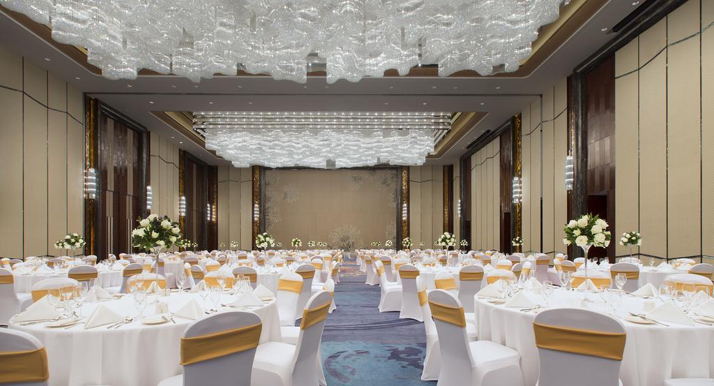 Pullman Yantai Center Hotel Exterior foto