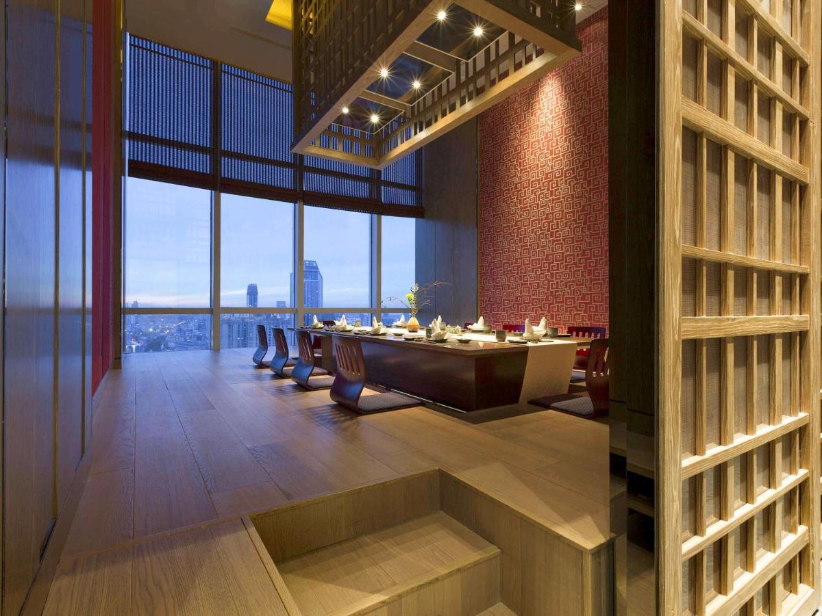 Pullman Yantai Center Hotel Exterior foto
