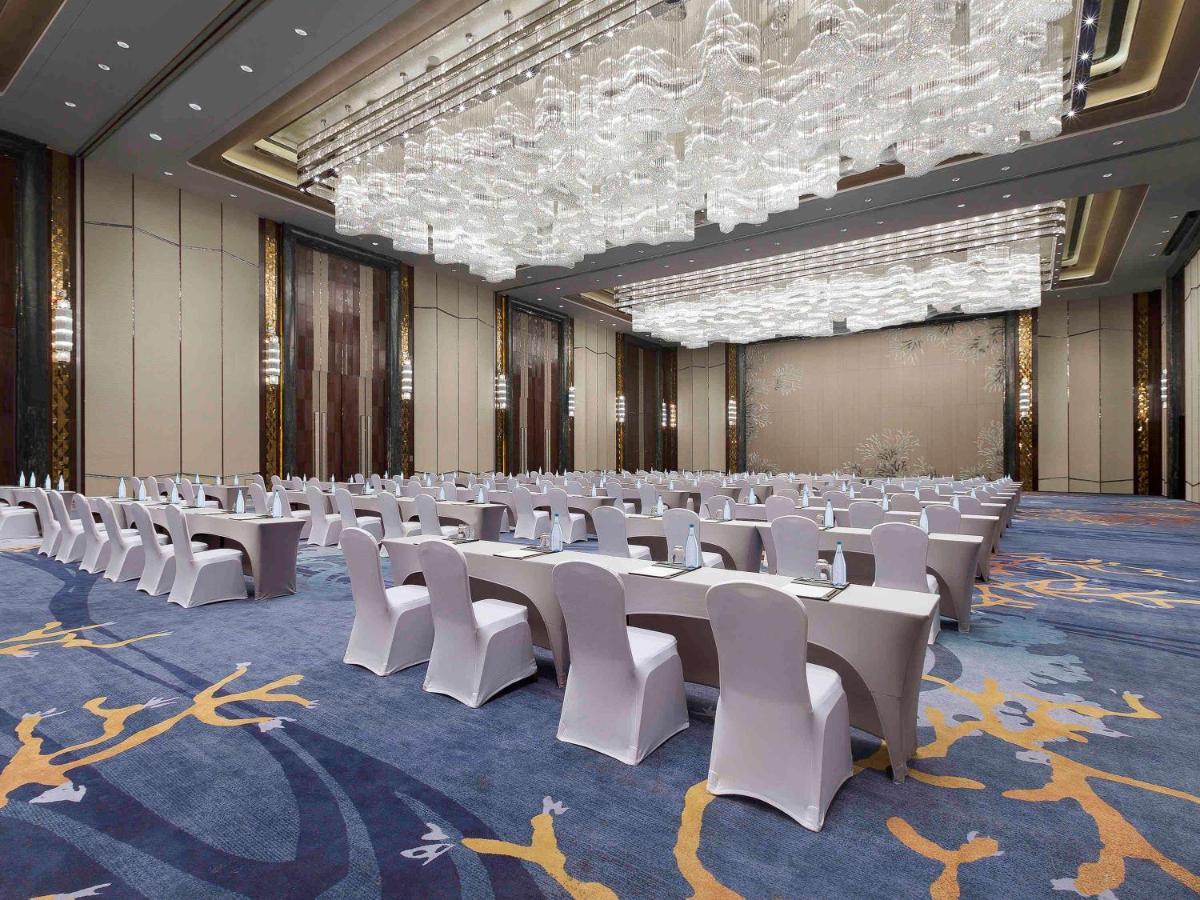 Pullman Yantai Center Hotel Exterior foto